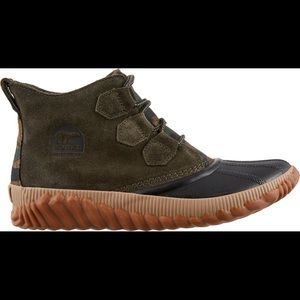 SOREL Women's Out N About Plus Camouflage Boots